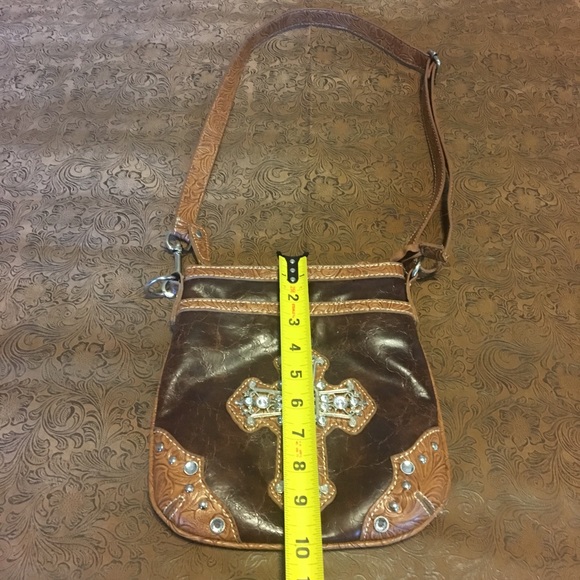 Blinged out cross western purse!🤠 - Picture 7 of 8